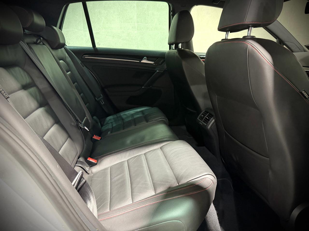 2016 Volkswagen Golf