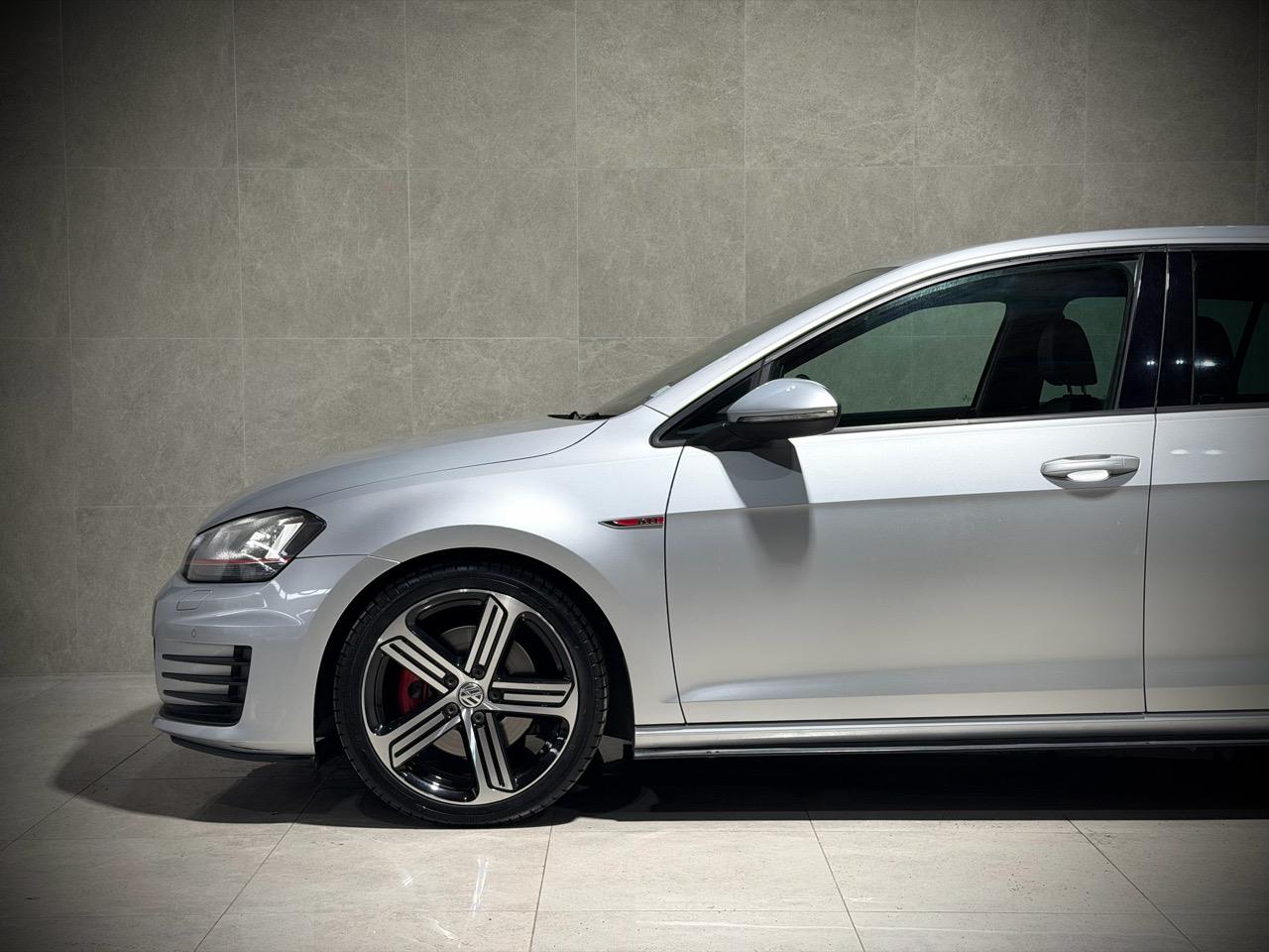 2016 Volkswagen Golf