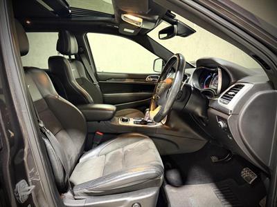 2019 Jeep Grand Cherokee - Thumbnail