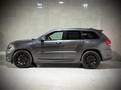 2019 Jeep Grand Cherokee - Thumbnail