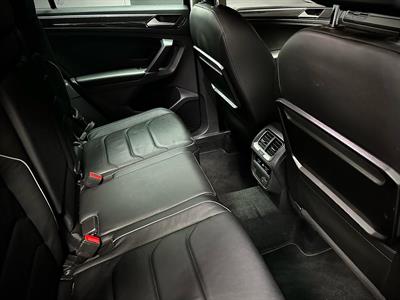 2016 Volkswagen Tiguan - Thumbnail