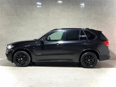 2017 BMW X5 - Thumbnail