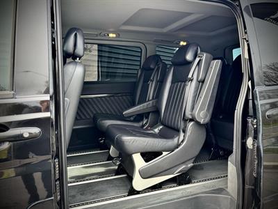 2014 Mercedes-Benz V 350 - Thumbnail