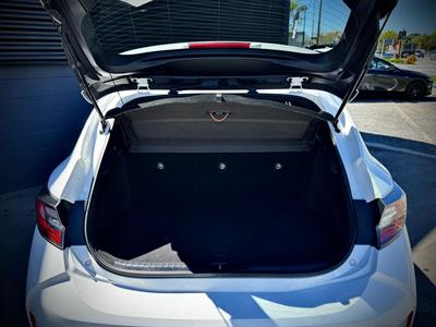 2018 Toyota Corolla - Thumbnail