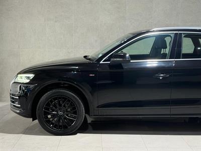 2018 Audi Q5 - Thumbnail