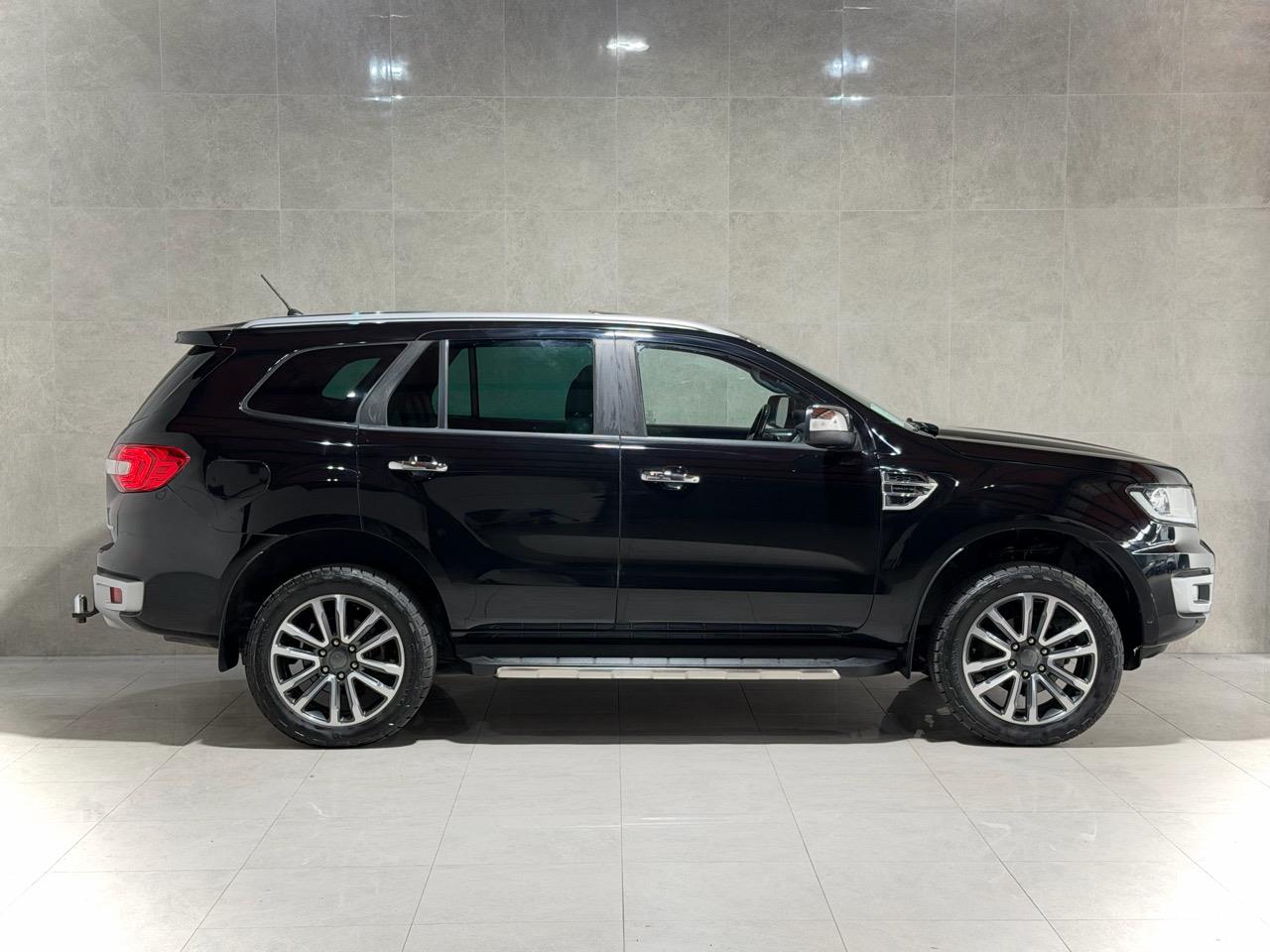 2019 Ford Everest