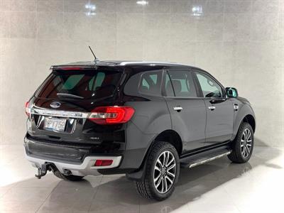 2019 Ford Everest - Thumbnail