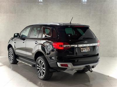 2019 Ford Everest - Thumbnail