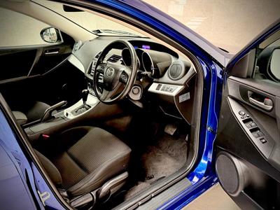 2012 Mazda Axela - Thumbnail