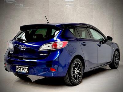 2012 Mazda Axela - Thumbnail