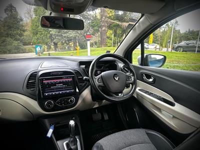 2018 Renault Captur - Thumbnail