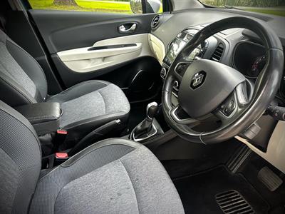 2018 Renault Captur - Thumbnail