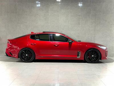 2019 Kia Stinger - Thumbnail