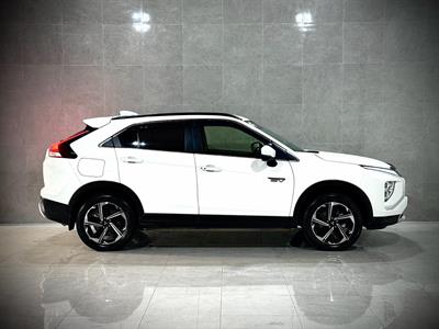 2023 Mitsubishi Eclipse Cross - Thumbnail