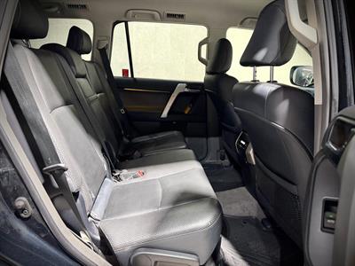 2012 Toyota Landcruiser Prado - Thumbnail