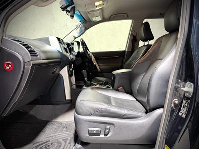 2012 Toyota Landcruiser Prado - Thumbnail