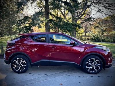 2018 Toyota C-HR - Thumbnail