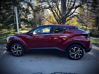 2018 Toyota C-HR - Thumbnail