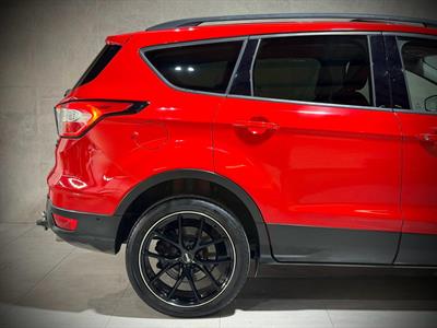 2017 Ford Escape - Thumbnail