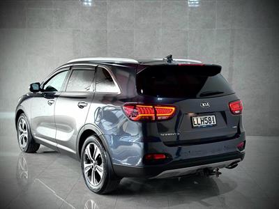 2018 Kia Sorento - Thumbnail