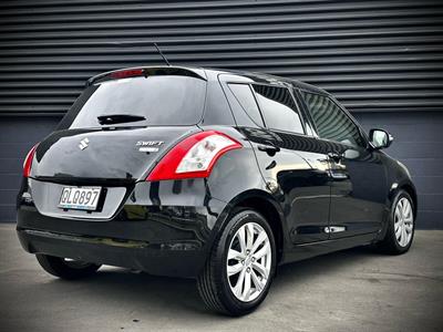 2016 Suzuki Swift - Thumbnail