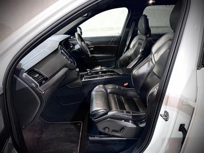 2020 Volvo XC90 - Thumbnail