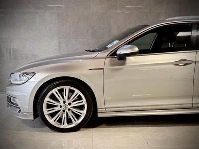 2015 Volkswagen Passat - Thumbnail