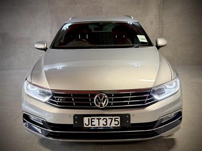 2015 Volkswagen Passat - Thumbnail