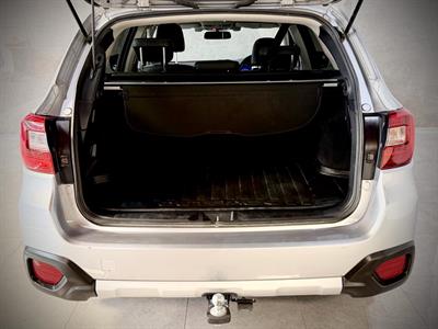 2016 Subaru Outback - Thumbnail