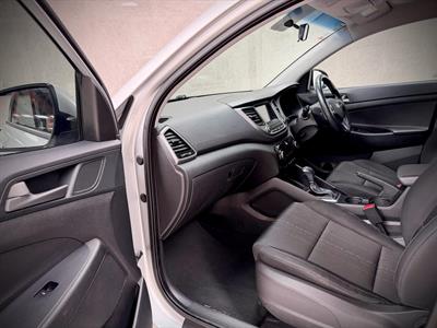 2017 Hyundai Tucson - Thumbnail