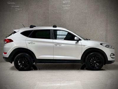 2017 Hyundai Tucson - Thumbnail