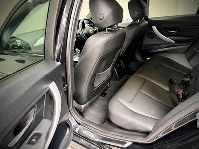 2014 BMW 320I - Thumbnail