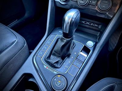 2020 Volkswagen Tiguan - Thumbnail