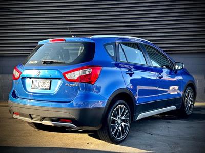 2014 Suzuki SX4 - Thumbnail