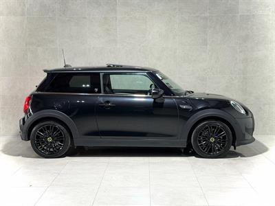 2023 Mini Cooper - Thumbnail
