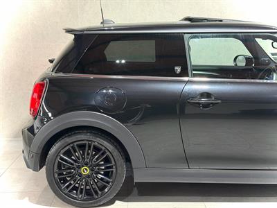 2023 Mini Cooper - Thumbnail