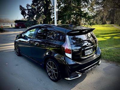 2018 Toyota Aqua - Thumbnail