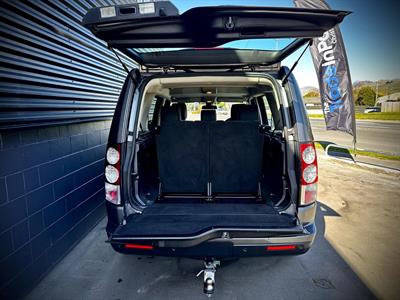 2013 Land Rover Discovery - Thumbnail