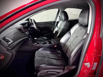 2017 Holden Commodore - Thumbnail