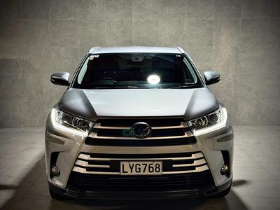 2019 Toyota Highlander - Thumbnail