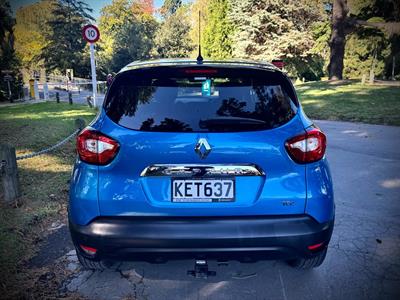 2016 Renault Captur - Thumbnail