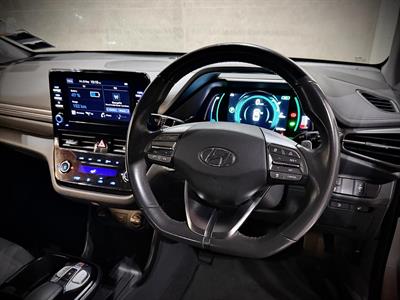 2023 Hyundai Ioniq - Thumbnail