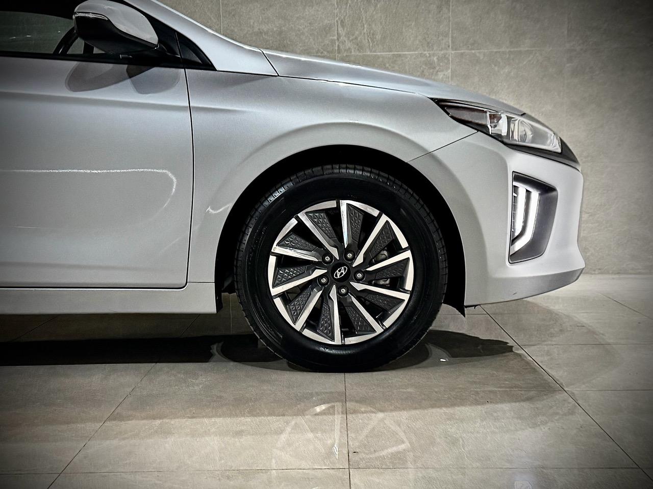 2023 Hyundai Ioniq