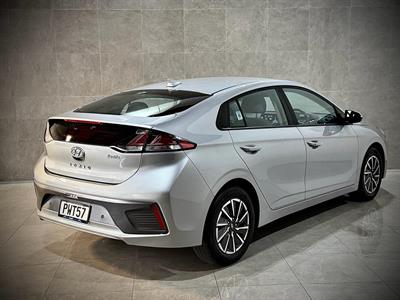 2023 Hyundai Ioniq - Thumbnail