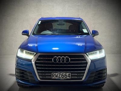 2017 Audi Q7 - Thumbnail