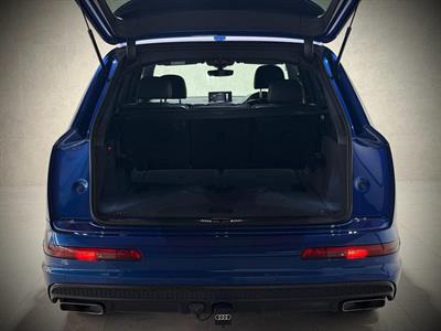 2017 Audi Q7 - Thumbnail
