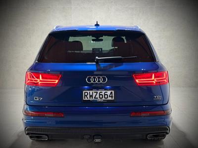 2017 Audi Q7 - Thumbnail