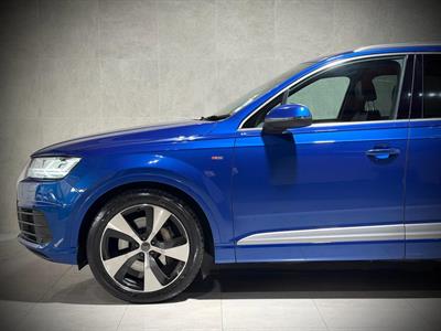 2017 Audi Q7 - Thumbnail