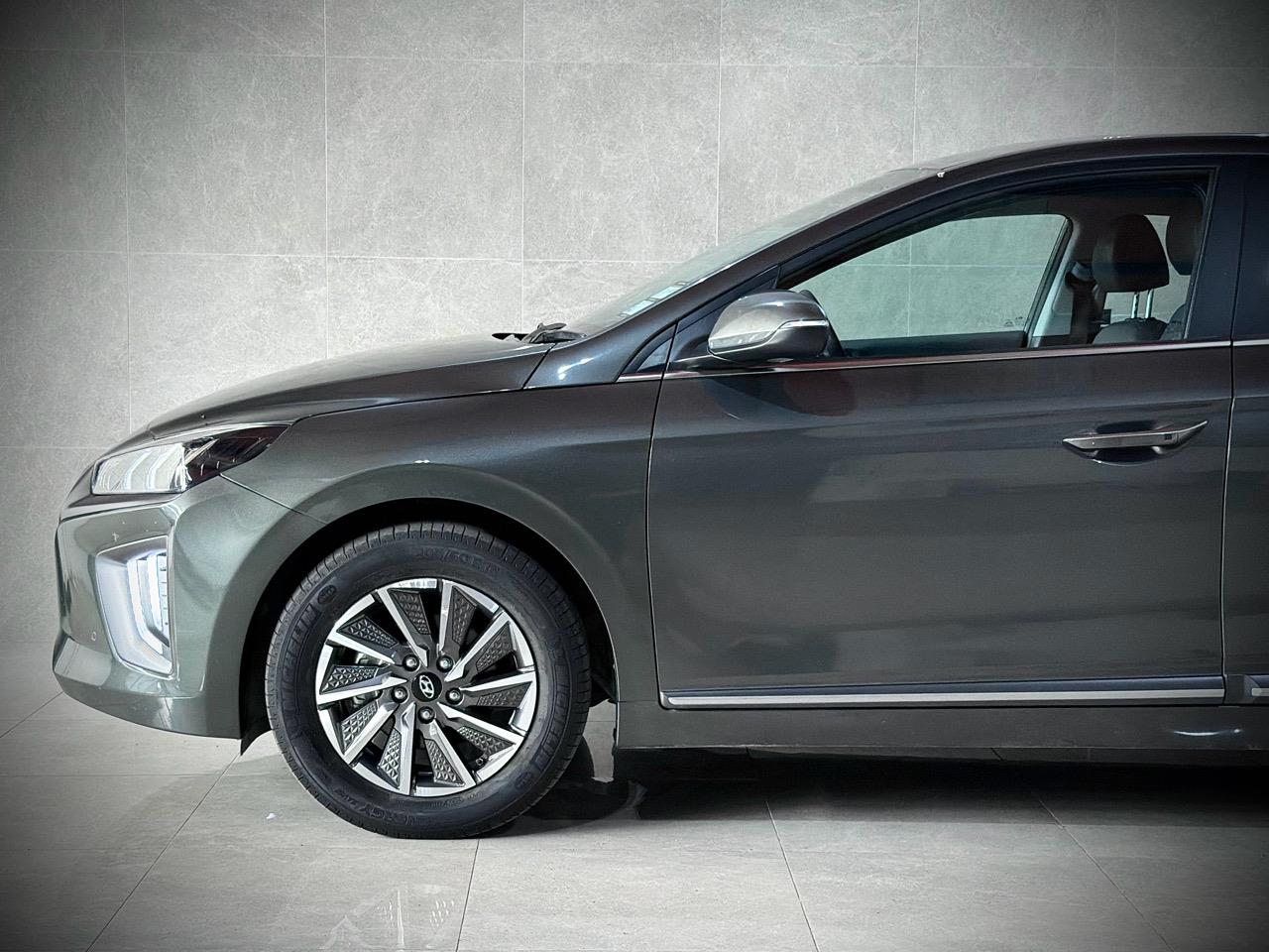 2021 Hyundai Ioniq
