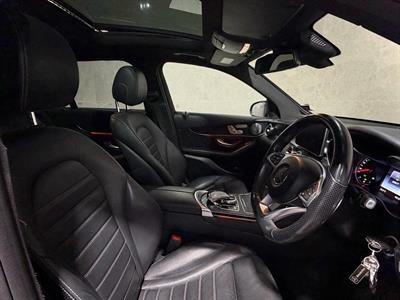 2016 Mercedes-Benz GLC 250 - Thumbnail